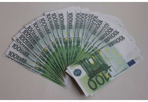 Деньги сувенирные 100 евро, 100 шт