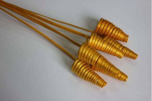 Ветка декоративная (curly cone) жёлтая 65см, шт