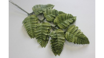 Искусственная зелень Ветка папоротника Тайга 45см, шт