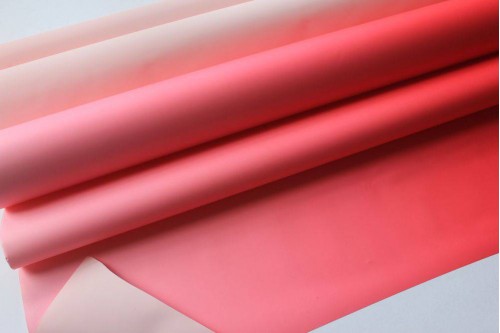 Плёнка матовая Пастель с переходом красная/розовая светлая 50см х 10м, рулон
